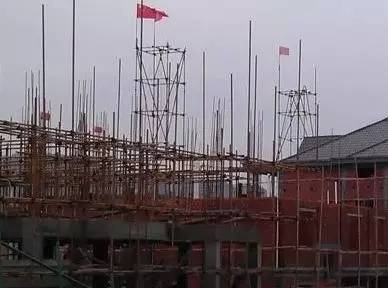 2026年上梁盖瓦吉日和2025年盖瓦黄道吉日分别是哪一天？