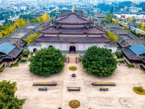 第一站：历史的尘埃——古迹探秘