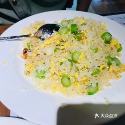 3. 精致下午茶：悠悠茶馆和网红咖啡店