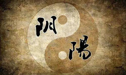我的八字大运中偏财正财食神伤官，为何还有劫财？
