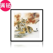 属虎的人客厅挂的字画财运如何，哪种字画寓意吉祥适合生肖虎？