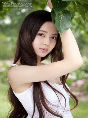 女命八字中哪些特征嫩体现女人味十足，如何判断一个女命八字女人味十足？