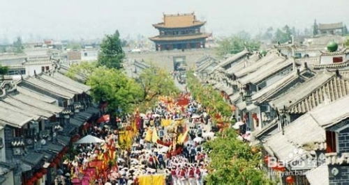 三、 文雅游玩景点：往事与新潮交融（甚至出现奇怪广告）