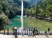 游客评价？简直笑skr人！