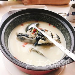 3.2 汤湖较大鱼头馆子