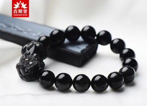 戴黑曜石有什么风水讲究,戴黑曜石有什么风水讲究