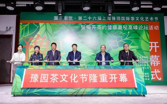 粤年风俗新风尚，传统现代共融辉