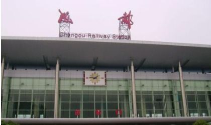 ：双流机场的遗憾——一场行路的荒诞剧