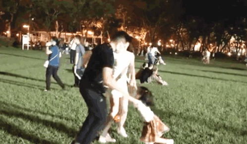 我姥姥说见棺材要这样做！