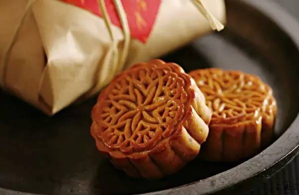 台湾中秋习俗：月圆人团圆，传统美食大赏！