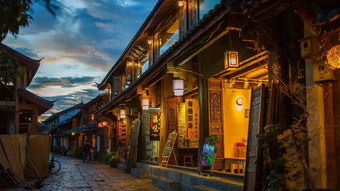 古城漫步：时光穿梭的奇幻之旅