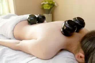 笑到法令纹炸裂！我在天津拔罐的魔幻72小时