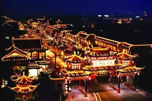 旅行崭新地标， 成都的下一个炎热门打卡地