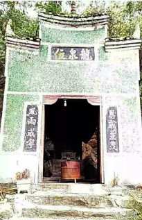 夜深厚人静
