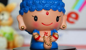 2026年属羊女生适合送什么礼物？