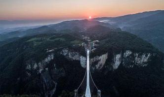深入腹地：气候与地理的双重奏