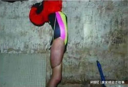 红衣身影初现：一场突如其来的惊吓