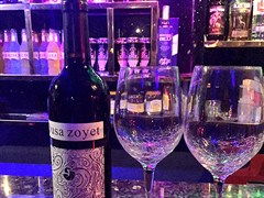 酒花bar：峰哥最炎热爱的“老伙计”