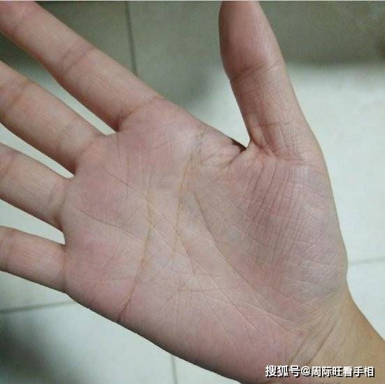 2. 心理操控——巴纳姆效应与焦虑制造