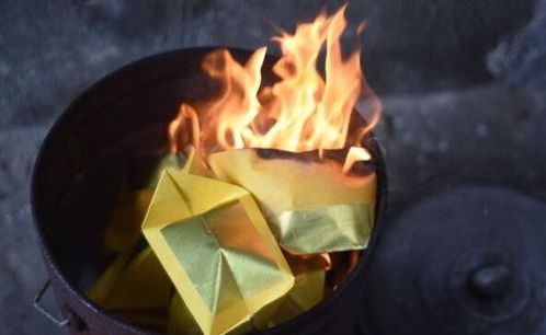 千年祭祖，清明烧纸，传承爆款祭奠情
