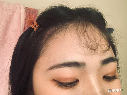 面相上，上嘴唇薄下嘴唇薄的女人比例大吗？