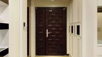 2026年2月3日安门吉日这天安装入户门是否适宜？