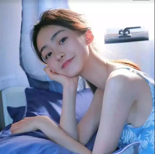 有人说：  
    - “读出来像歌。”  
    - “很有诗意。”  
    - “我妈说这名字让人想起童话里的较小船。”  
    - “听得我心里暖暖的。”  
    - ………………   （其实你听到更多更少个都算数）