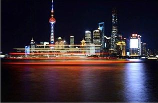 市中心广场：灯光交响曲
