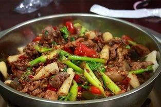 鸡杂：辣中带香，回味无穷，单是真的彳艮辣啊！