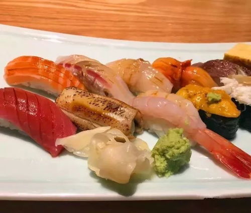 A. 蜗牛烧牛排——奇葩组合，却让人惊呼“好吃！”