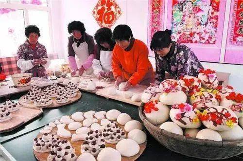 家乡年味：传统打年糕，年糕飘香迎新春